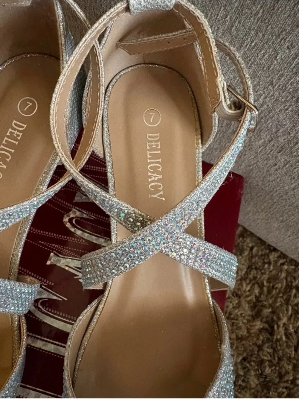 Delicacy Silver Sparkle Holographic Pump Heels Open Toe Cross Strap Size 7
